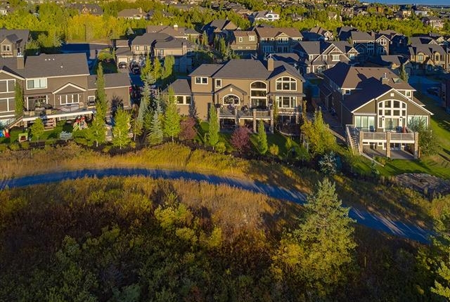 18 SPIRIT RIDGE Lane SW