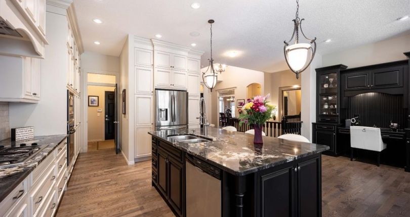 19 Auburn Sound Manor