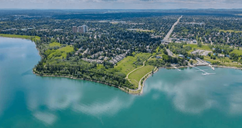 2, 68 Baycrest Place SW