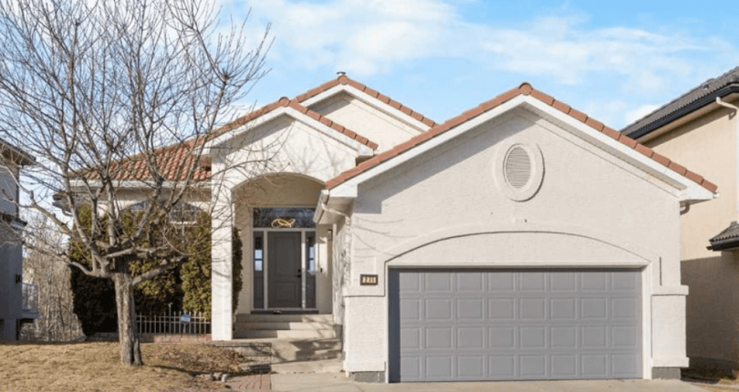 271 Hamptons Terrace NW